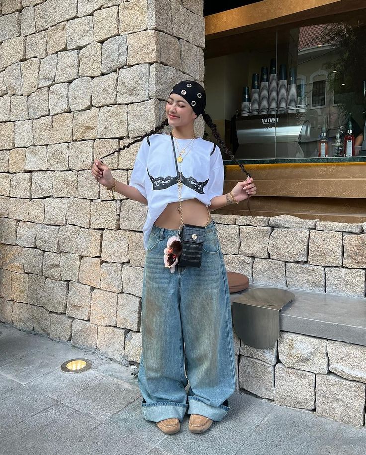 Tube Scarf Top + Baggy Jeans