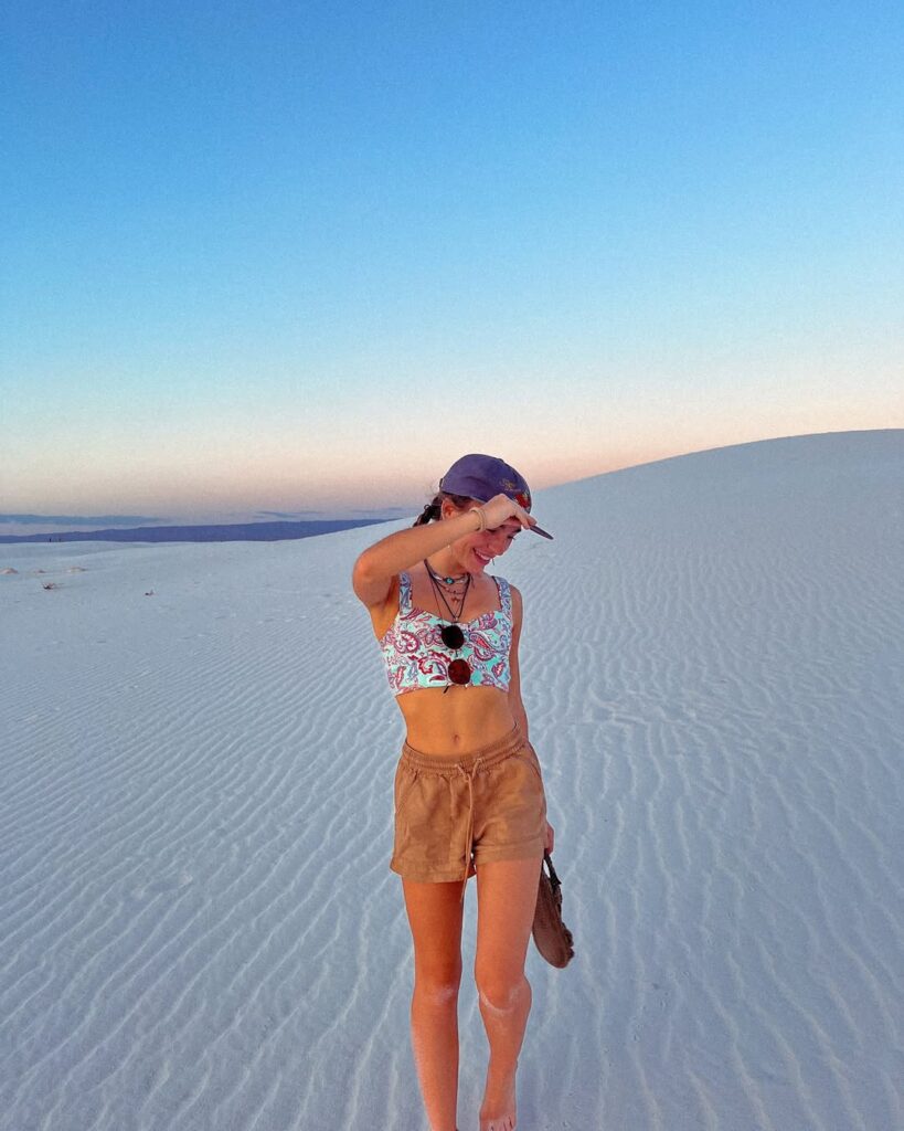 Activity-Specific Outfits: From Sightseeing to Desert Adventures
